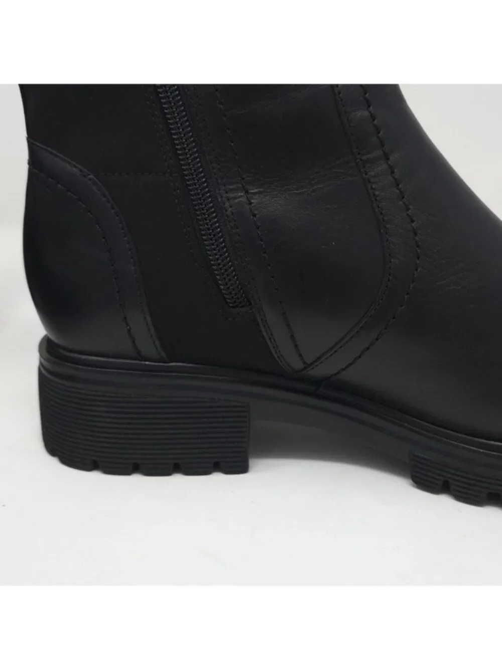 Rockport Black Leather Ankle Booties with Side Zip 9.5M - Picture 13 of 14